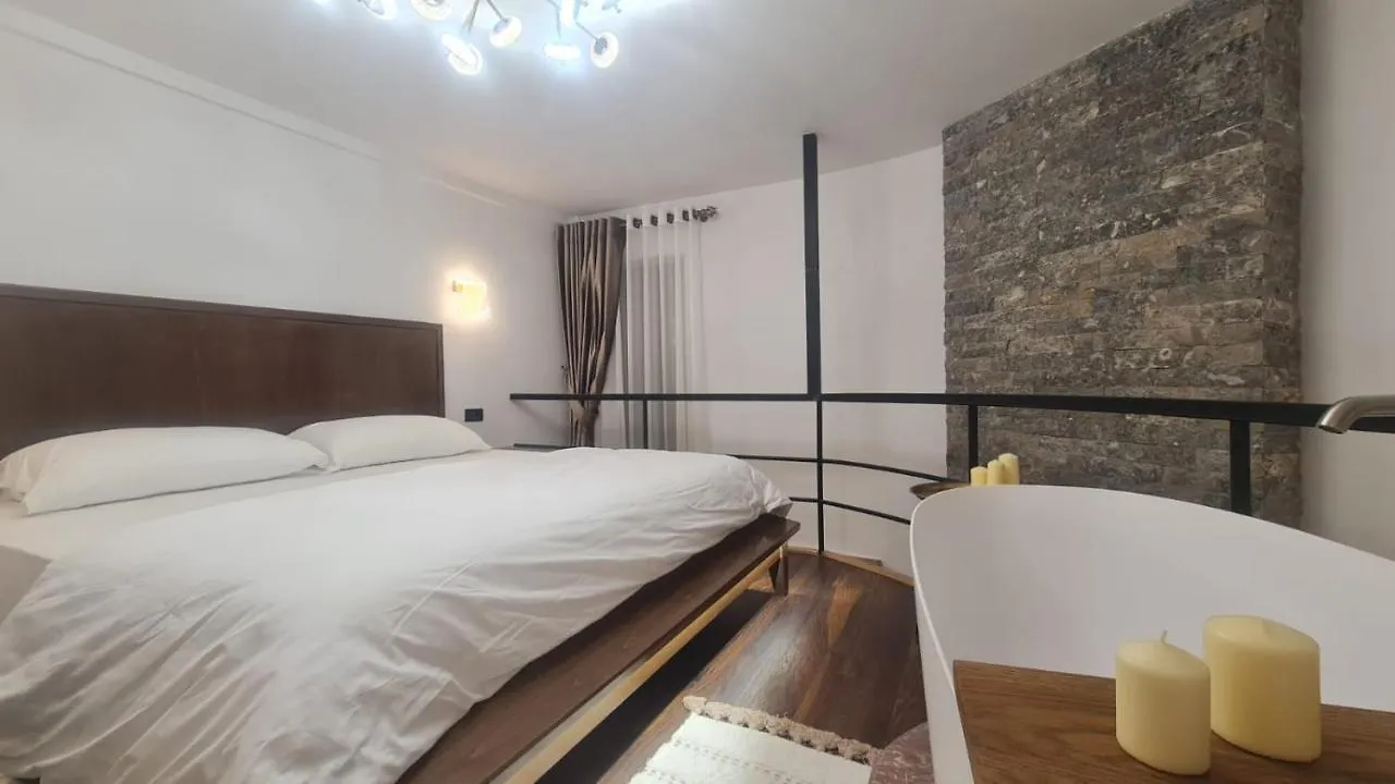 Hotel Bujtina Gjyshi Ilo à Tushemisht 0*,  Albanie